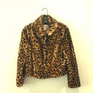 ADORABLE ZARA FAUX LEOPARD JACKET SIZE SMALL